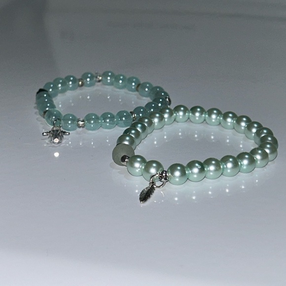 kkcollectionsss Jewelry - Chic Silver and Aqua Beaded Bracelet Duo